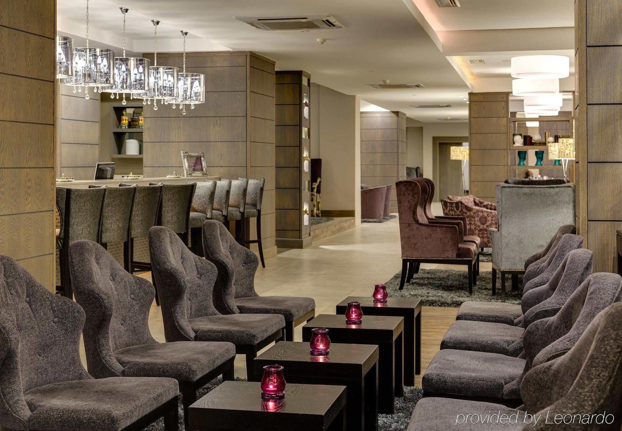 Protea Hotel By Marriott Pretoria Hatfield Екстериор снимка