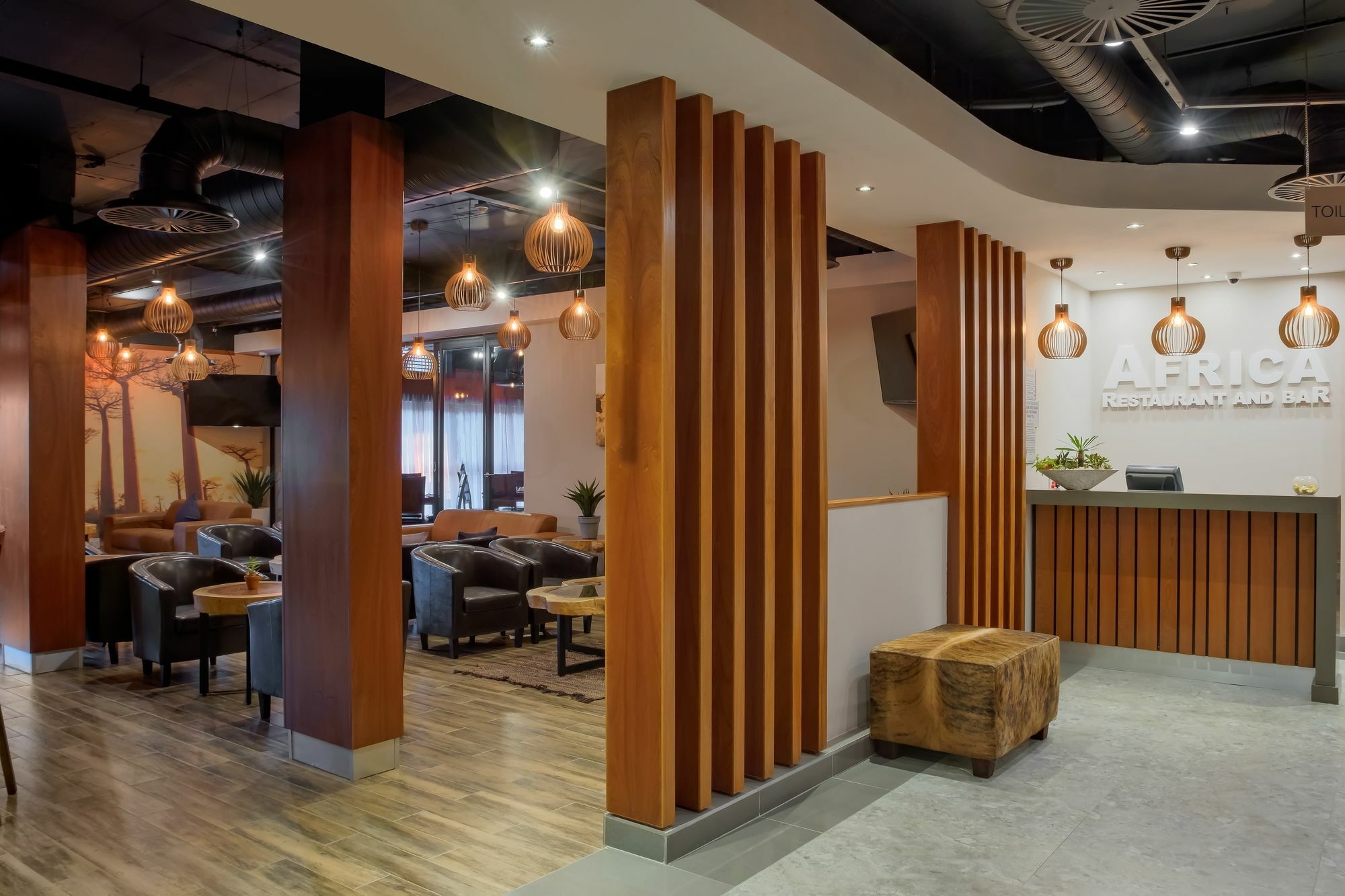 Protea Hotel By Marriott Pretoria Hatfield Екстериор снимка